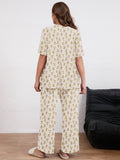 SHOWMALL Women's Plus Size Printed 2 Piece Outfit Set, Soft Bloom Scoop Neck Short Sleeve Top and Pocket Pants, Floral Print Lounge & Sleepwear