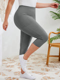 SHOWMALL Women's Plus Size High Waisted Capri Yoga Leggings with Pockets, Tummy Control Cropped Workout Pants for Gym & Running